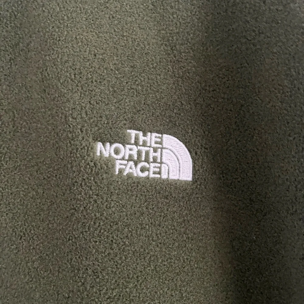 The North Face Green and Black Pullover
